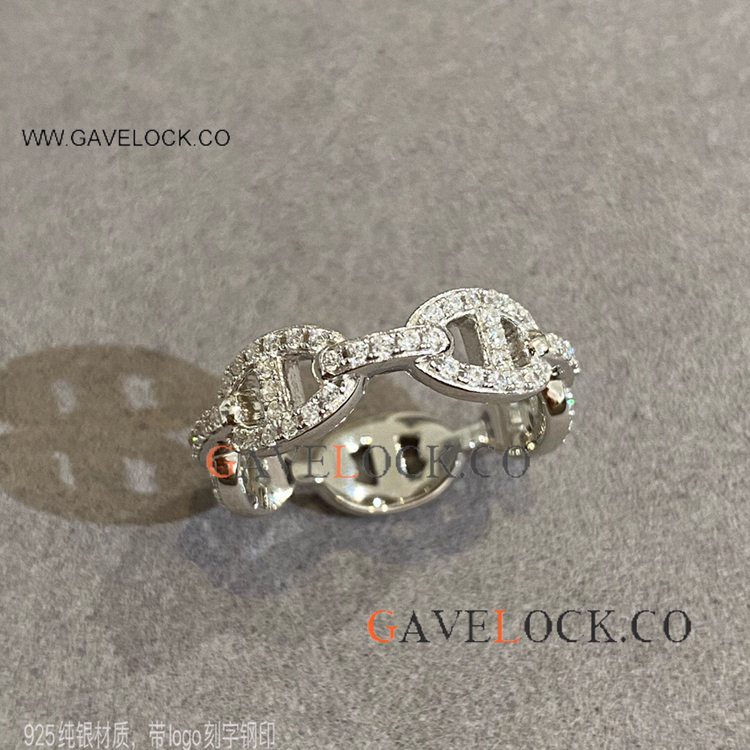 Hermes Chaine d'Ancre Ring set with diamonds